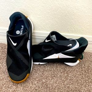 Nike Go Flyease